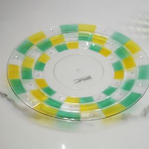 Light green,  yellow and clear plastic dishes